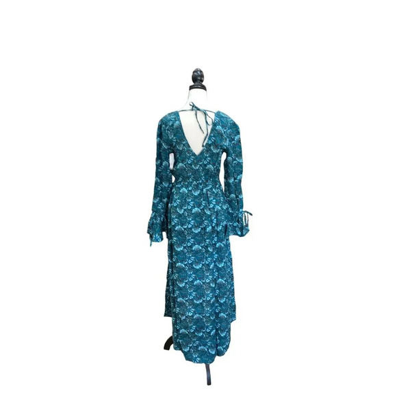 Boho Chic Blue Floral High-Low Wrap Dress With Long Sleeves & V-Neckline - Picture 8 of 11